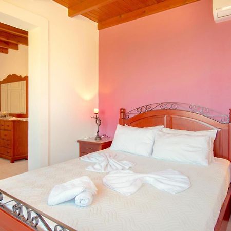 Villa Apollo Agia Pelagia  Extérieur photo